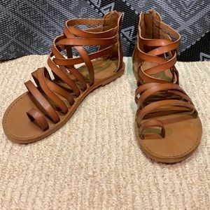 Brown sandals. Size 7.5